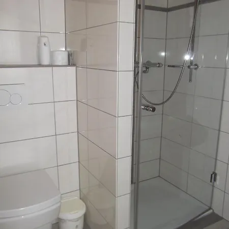 Und Weingut Hirschhof Offenheim