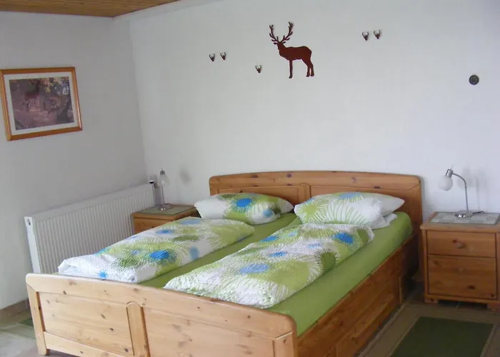 Und Weingut Hirschhof Casa de hóspedes